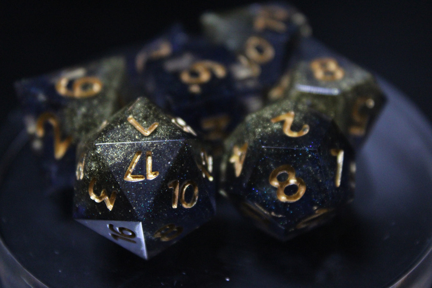 Navy Gold - 7 Piece Dice Set