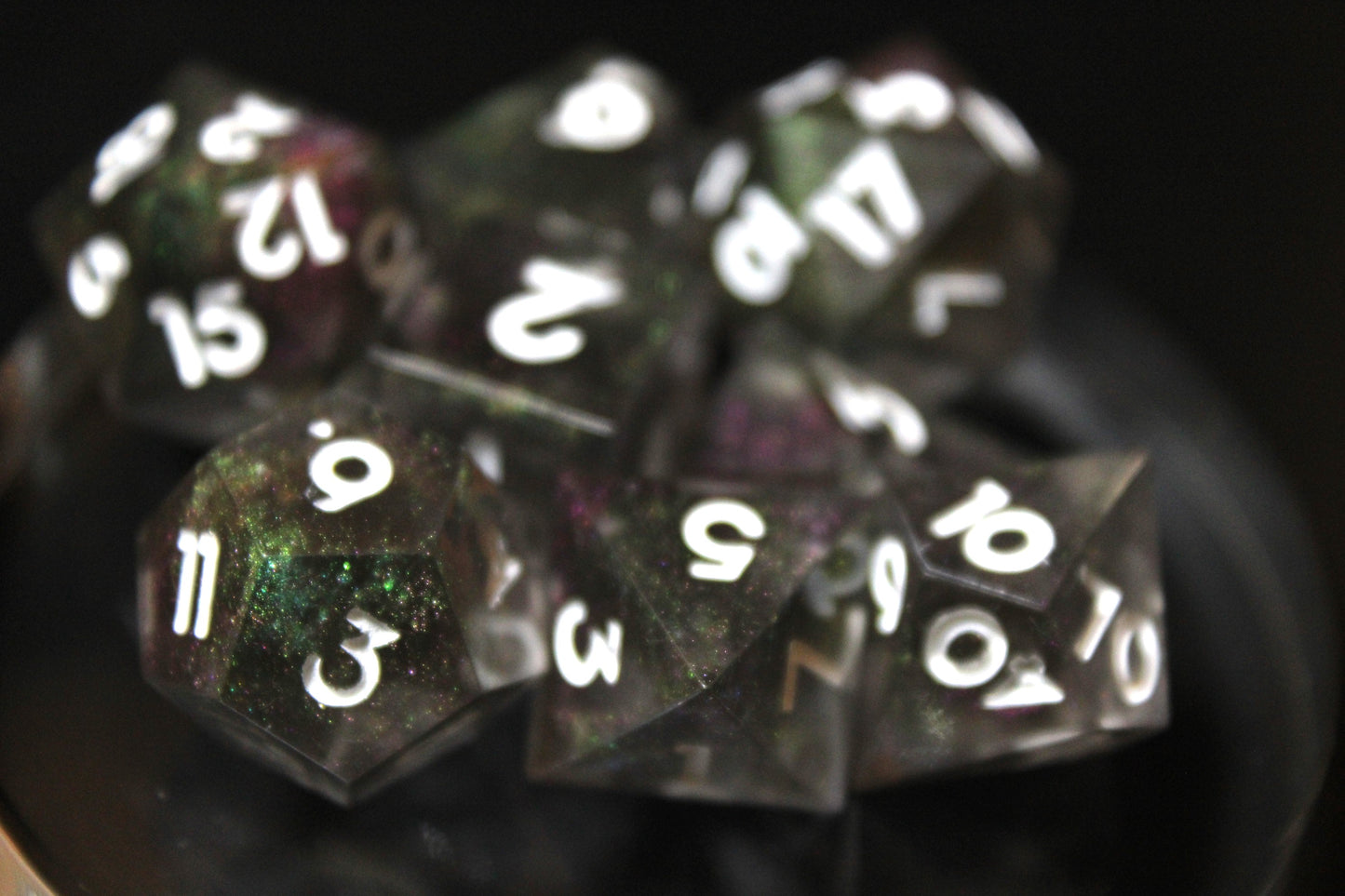 Subtle Rainbow Color Shifting - 8 Piece Dice Set